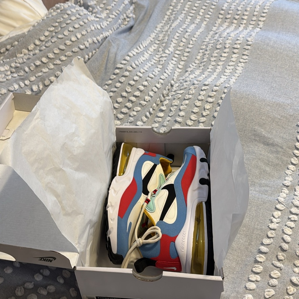 New In Box! Nike 270 React - image 7